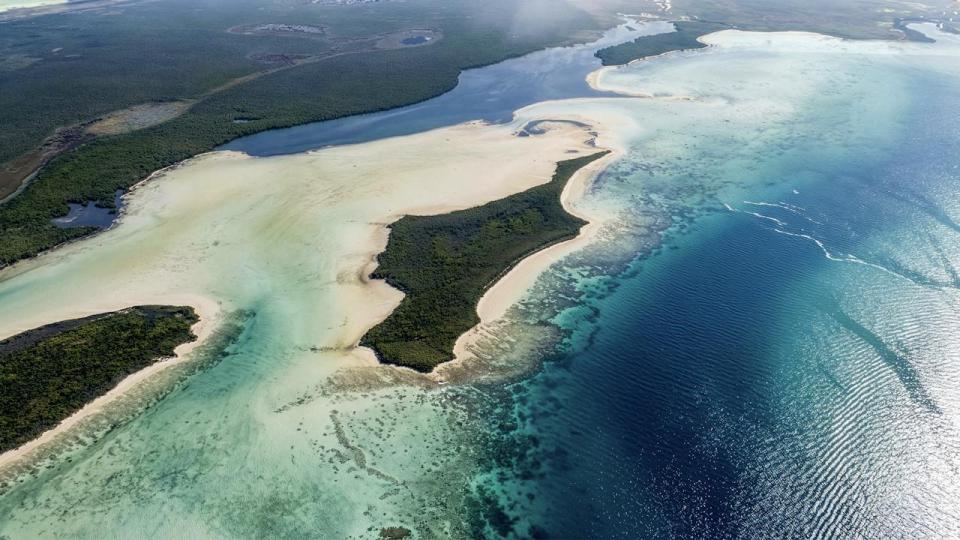 Cayo Violín – Private island in Mexico, Central America